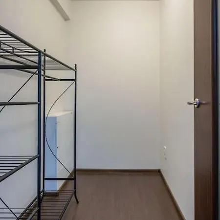 Bright Spacious Studio In *